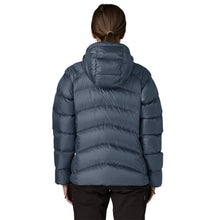 Lade das Bild in den Galerie-Viewer, Patagonia Fitz Roy Down Hoody W
