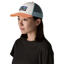 Lade das Bild in den Galerie-Viewer, Patagonia P-6 Logo LoPro Trucker Hat
